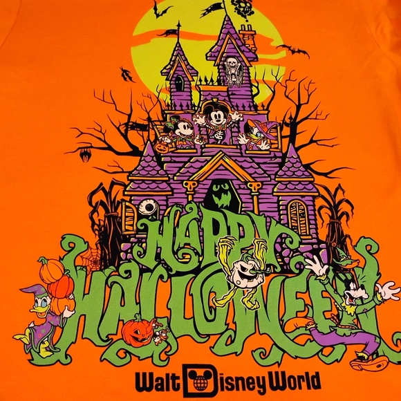 Disney World Other - Disney Parks -Walt Disney World- Mickey & Friends, Happy Halloween T-Shirt Large